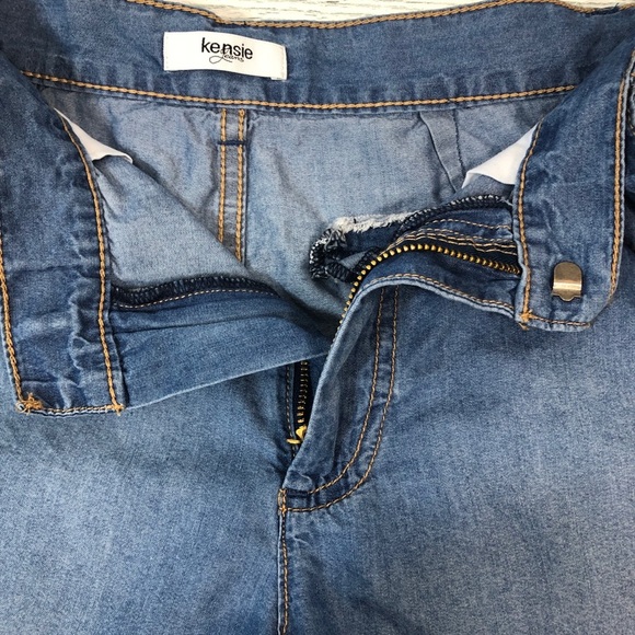 Kensie Cuffed Tie Belt Shorts 4/27 - Picture 4 of 7